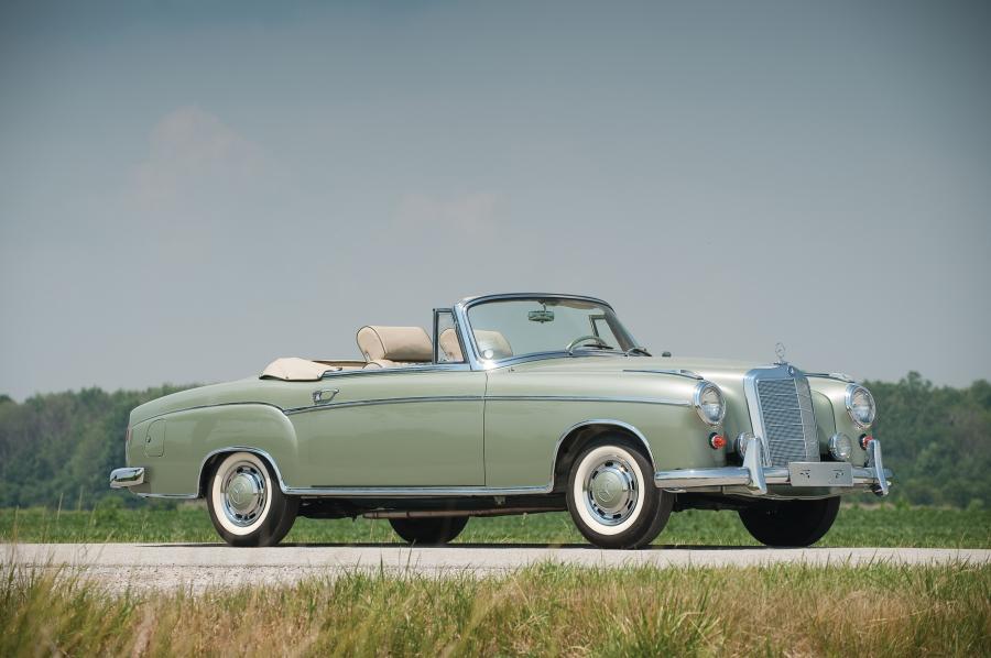  Mercedes-Benz 220 SE Cabriolet 1960 года  (фото 1 из 20)